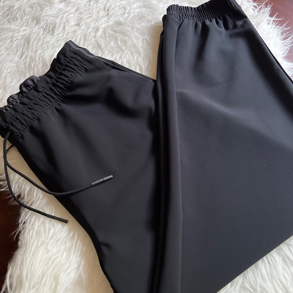 ATHLETA Metropolis Jogger Black Women’s Size 12 Athleisure
